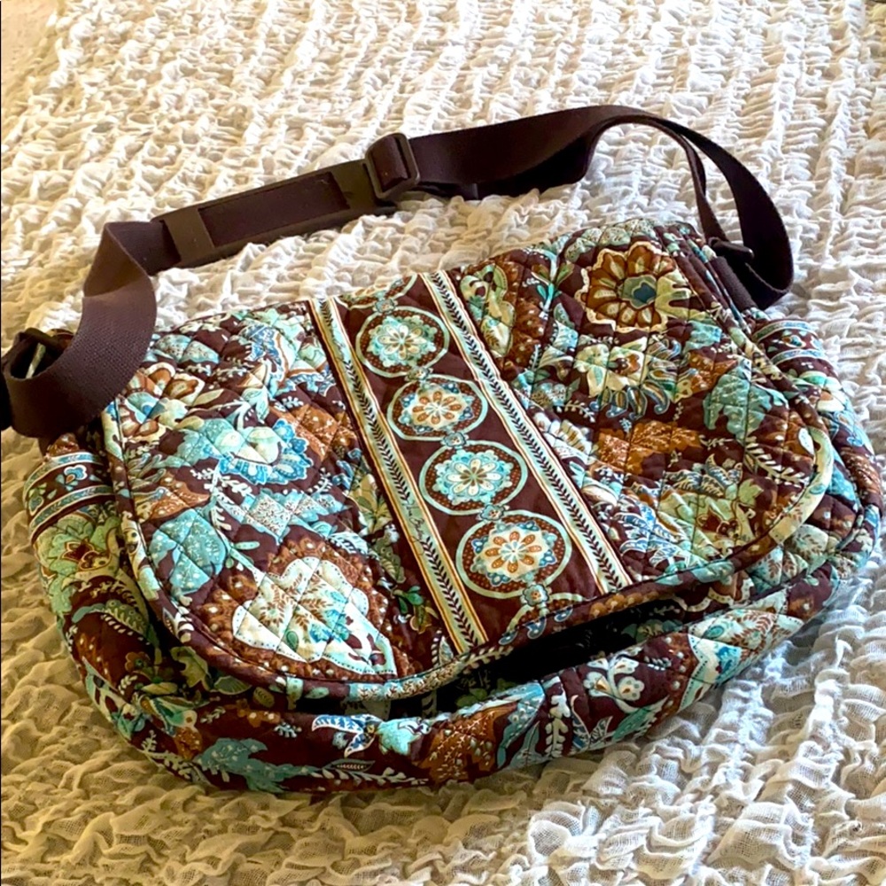 Vera Bradley messenger bag